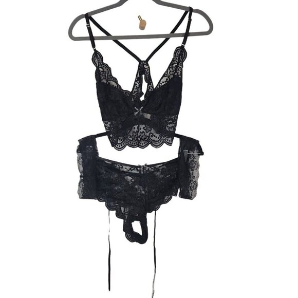 Shein 4 Piece Lingerie Set in Black‎ Floral Lace - Size XL - Picture 1 of 8